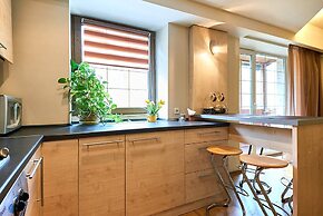 Home-Hotel Mechnikova 7