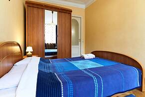 Home-Hotel Pushkinskaya 2-4-7