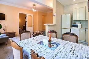 Home-Hotel Pushkinskaya 2-4-7