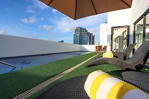 Privato Makati