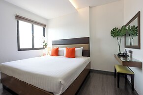 Privato Makati