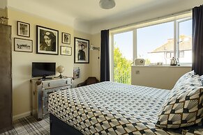 Twentieth Century B&B