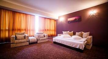 Hotel Ozana