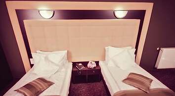 Hotel Ozana