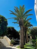 Karteros Hotel