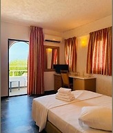 Karteros Hotel