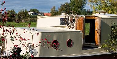 Houseboat De Roos