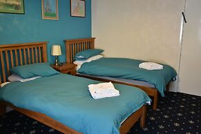 Dinorben Arms Hotel