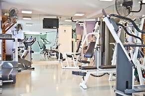 Lujosa Torre. Pool Gym