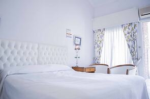 Posada Suiza by Prima Collection