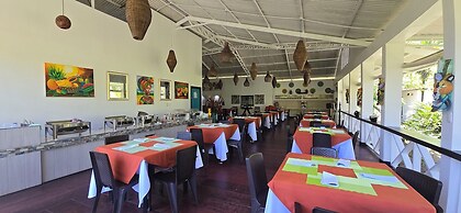 Hotel Tortuguero Beachfront