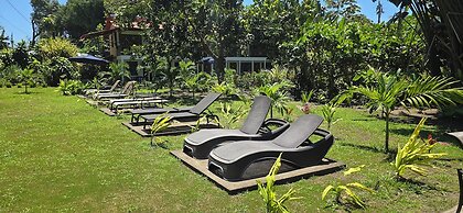 Hotel Tortuguero Beachfront