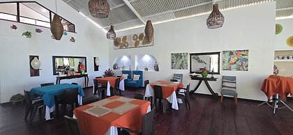 Hotel Tortuguero Beachfront