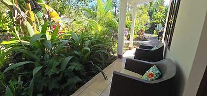 Hotel Tortuguero Beachfront