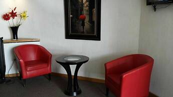 Premier Hotel Suites