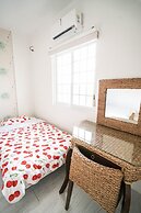 Karis Villa