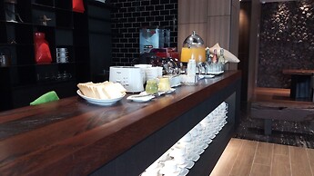 Roxy Hotel Padungan