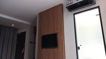 Roxy Hotel Padungan