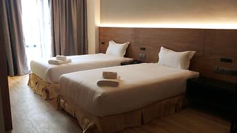 Roxy Hotel Padungan