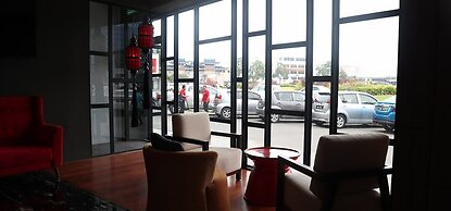 Roxy Hotel Padungan