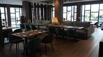 Roxy Hotel Padungan