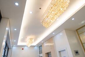 Hampton Suites