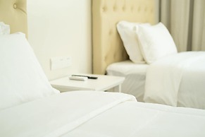 Hampton Suites