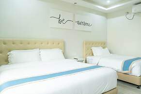 Hampton Suites