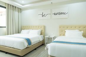 Hampton Suites