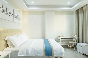 Hampton Suites