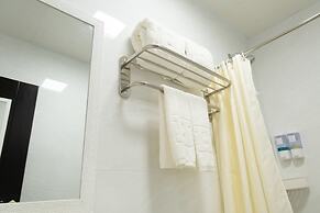 Hampton Suites