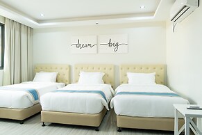 Hampton Suites
