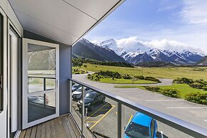 Mt Cook Lodge & Motels