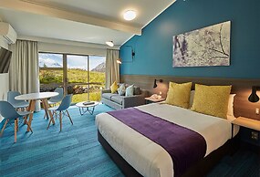 Mt Cook Lodge & Motels