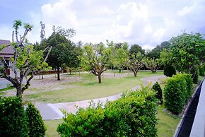 Rnana Grand