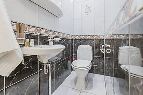 GM Apartment Staropimenovskiy 16