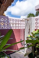 Ulu Cliffhouse