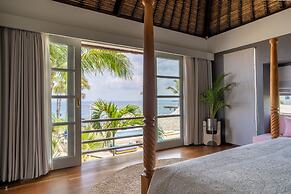 Ulu Cliffhouse