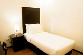 Piña Suites