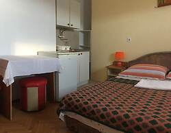Apartments & Hostel Zdrava Hrana