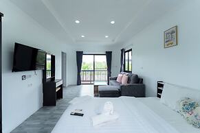 Malinee Resort