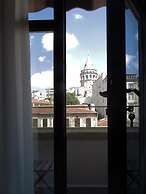 Galatahan Hotel