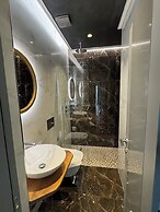 Hotel Utopia