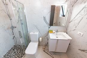 Santa Oliva Suites