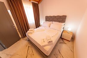 Santa Oliva Suites