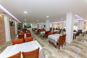 Esal Hotel