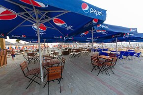 Esal Hotel