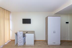 Esal Hotel