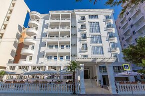 Esal Hotel