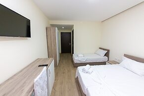 Esal Hotel